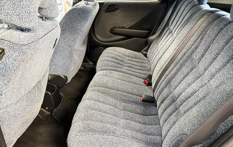 Honda Fit III, 2001 год, 250 000 рублей, 18 фотография