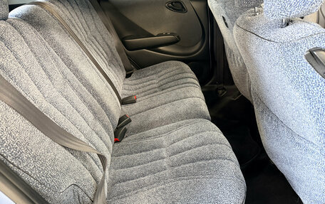 Honda Fit III, 2001 год, 250 000 рублей, 19 фотография