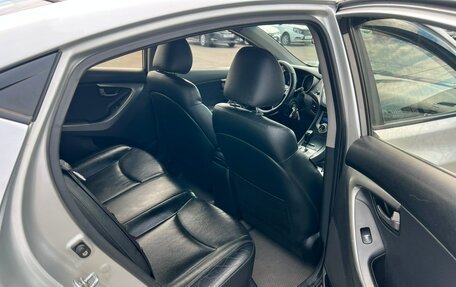 Hyundai Avante, 2011 год, 799 000 рублей, 18 фотография