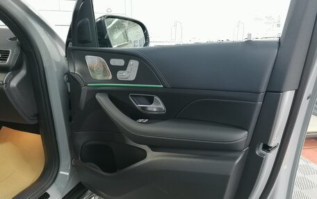 Mercedes-Benz GLS, 2026 год, 22 000 000 рублей, 24 фотография