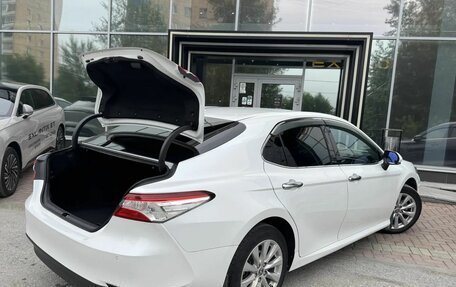 Toyota Camry, 2020 год, 2 675 000 рублей, 9 фотография