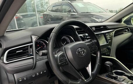 Toyota Camry, 2020 год, 2 675 000 рублей, 14 фотография