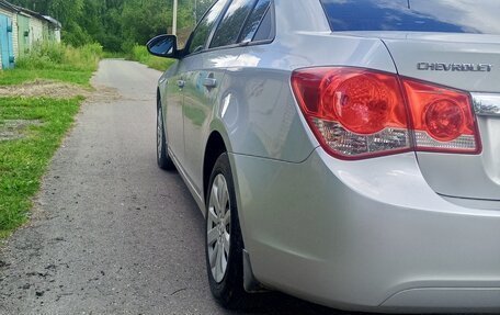 Chevrolet Cruze II, 2011 год, 700 000 рублей, 5 фотография