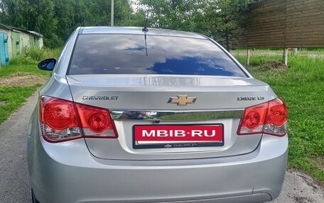 Chevrolet Cruze II, 2011 год, 700 000 рублей, 8 фотография