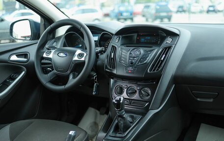 Ford Focus III, 2013 год, 979 000 рублей, 10 фотография