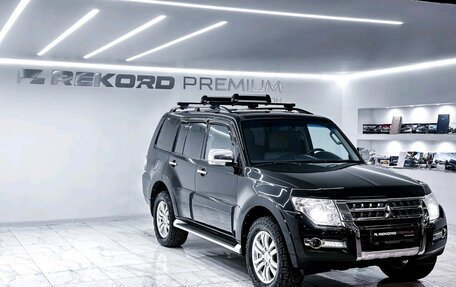 Mitsubishi Pajero IV, 2017 год, 2 999 000 рублей, 4 фотография