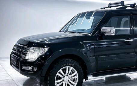 Mitsubishi Pajero IV, 2017 год, 2 999 000 рублей, 2 фотография
