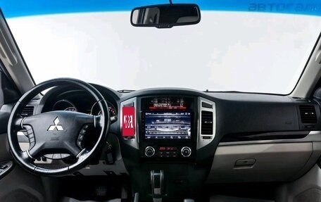 Mitsubishi Pajero IV, 2017 год, 2 999 000 рублей, 8 фотография