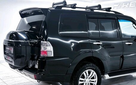 Mitsubishi Pajero IV, 2017 год, 2 999 000 рублей, 23 фотография