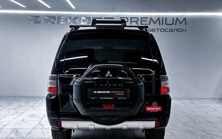 Mitsubishi Pajero IV, 2017 год, 2 999 000 рублей, 25 фотография