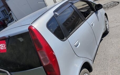 Mitsubishi Colt VI рестайлинг, 2003 год, 230 000 рублей, 4 фотография