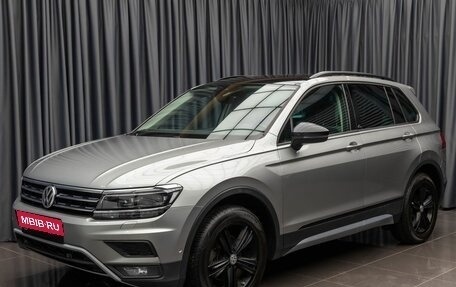 Volkswagen Tiguan II, 2019 год, 2 649 000 рублей, 1 фотография