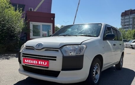 Toyota Succeed I рестайлинг, 2016 год, 950 000 рублей, 2 фотография
