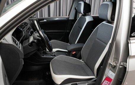 Volkswagen Tiguan II, 2019 год, 2 649 000 рублей, 7 фотография