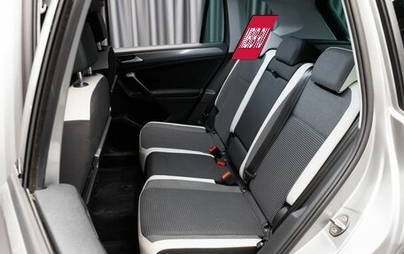 Volkswagen Tiguan II, 2019 год, 2 649 000 рублей, 8 фотография