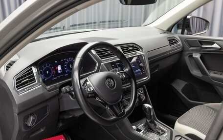 Volkswagen Tiguan II, 2019 год, 2 649 000 рублей, 10 фотография