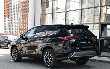 Toyota Highlander, 2026 год, 5 370 000 рублей, 4 фотография