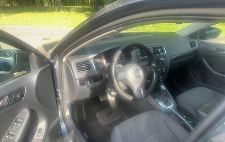 Volkswagen Jetta VI, 2012 год, 980 000 рублей, 10 фотография
