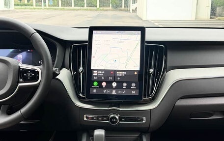 Volvo XC60 II, 2025 год, 4 811 502 рублей, 13 фотография