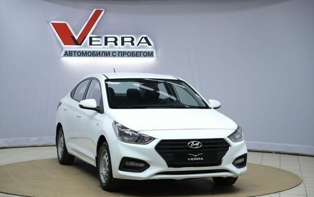 Hyundai Solaris II рестайлинг, 2018 год, 1 050 000 рублей, 3 фотография