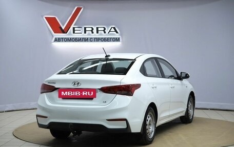 Hyundai Solaris II рестайлинг, 2018 год, 1 050 000 рублей, 5 фотография