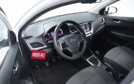 Hyundai Solaris II рестайлинг, 2018 год, 1 050 000 рублей, 15 фотография