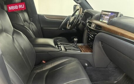 Lexus LX III, 2017 год, 7 950 000 рублей, 20 фотография