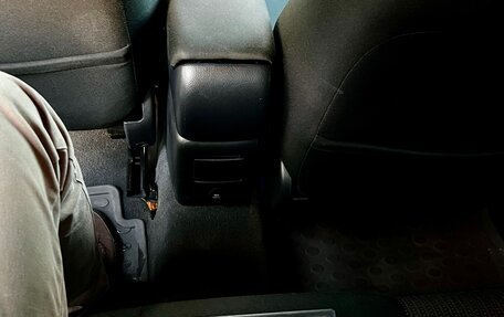 Toyota Avensis III рестайлинг, 2007 год, 790 000 рублей, 19 фотография
