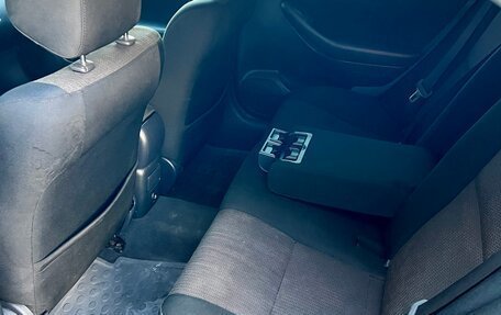 Toyota Avensis III рестайлинг, 2007 год, 790 000 рублей, 20 фотография