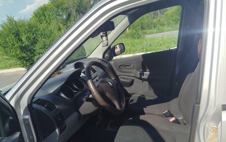 Suzuki Ignis II (HR), 2006 год, 450 000 рублей, 17 фотография