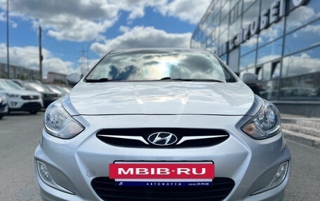 Hyundai Solaris II рестайлинг, 2013 год, 790 000 рублей, 2 фотография
