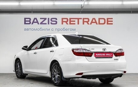 Toyota Camry, 2018 год, 2 350 000 рублей, 8 фотография
