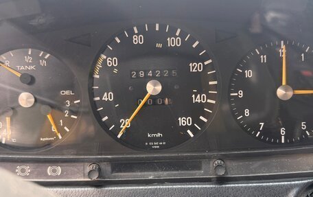 Mercedes-Benz W123, 1981 год, 199 999 рублей, 8 фотография
