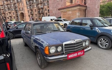 Mercedes-Benz W123, 1981 год, 199 999 рублей, 4 фотография
