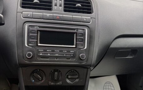 Volkswagen Polo VI (EU Market), 2010 год, 525 000 рублей, 3 фотография