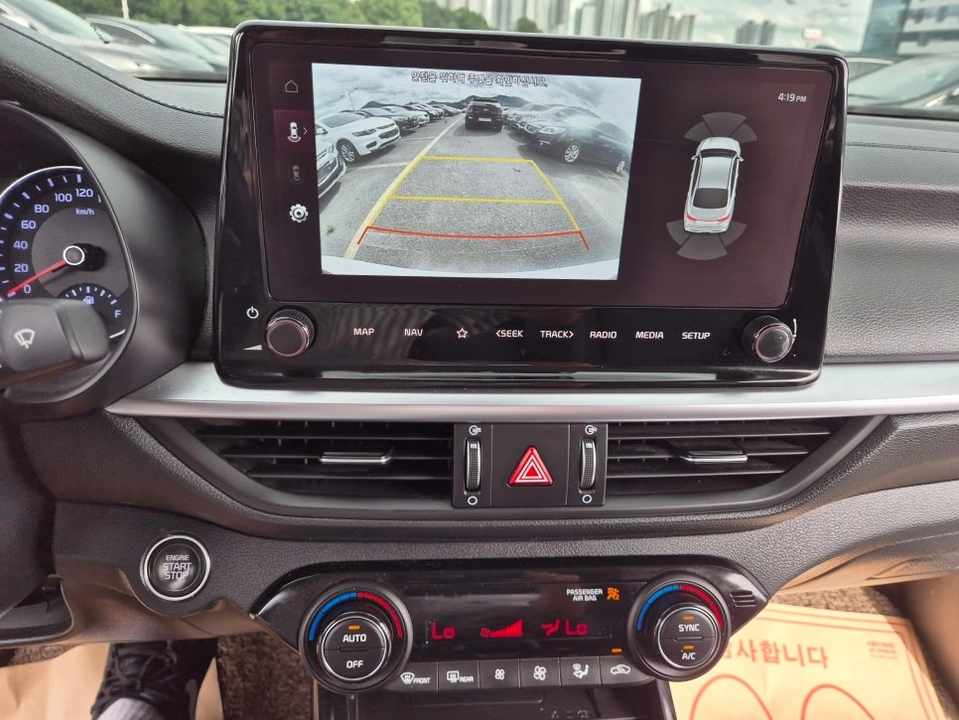 KIA K3 I рестайлинг, 2017 год, 1 400 000 рублей, 8 фотография