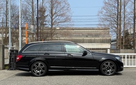 Mercedes-Benz C-Класс, 2012 год, 1 200 000 рублей, 4 фотография
