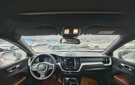 Volvo XC60 II, 2024 год, 3 992 790 рублей, 7 фотография