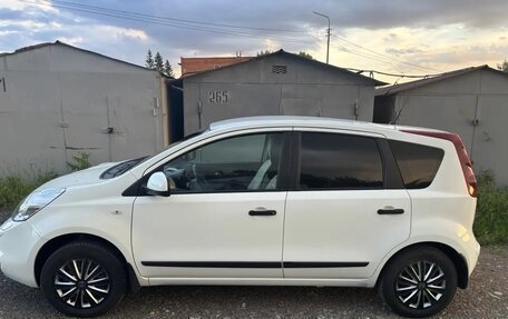 Nissan Note II рестайлинг, 2011 год, 650 000 рублей, 3 фотография