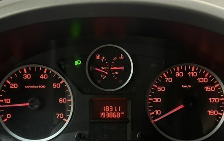 Peugeot Partner II рестайлинг 2, 2014 год, 740 000 рублей, 17 фотография