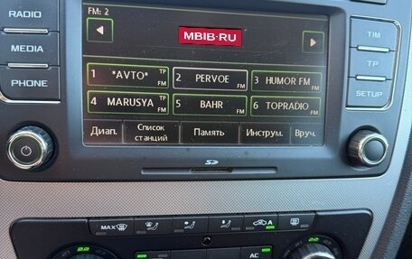 Skoda Octavia, 2011 год, 875 000 рублей, 2 фотография
