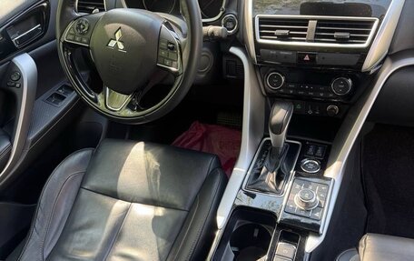 Mitsubishi Eclipse Cross, 2018 год, 2 120 000 рублей, 12 фотография