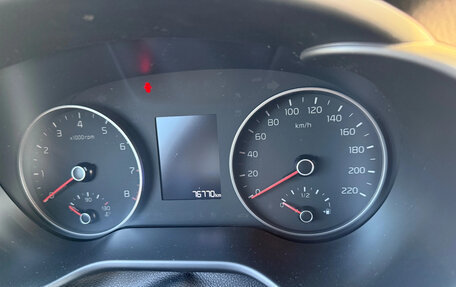 KIA Rio IV, 2018 год, 1 550 000 рублей, 9 фотография