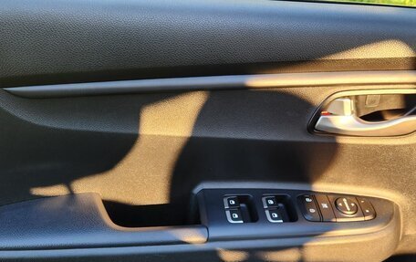 KIA Rio IV, 2018 год, 1 550 000 рублей, 26 фотография