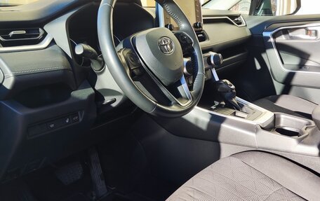 Toyota RAV4, 2022 год, 2 975 000 рублей, 8 фотография