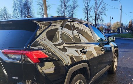 Toyota RAV4, 2022 год, 2 975 000 рублей, 5 фотография
