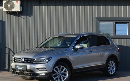 Volkswagen Tiguan II, 2017 год, 2 249 999 рублей, 2 фотография