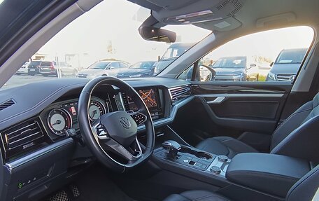 Volkswagen Touareg III, 2021 год, 5 950 000 рублей, 12 фотография