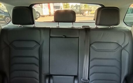 Volkswagen Touareg III, 2021 год, 5 950 000 рублей, 15 фотография