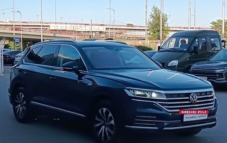 Volkswagen Touareg III, 2021 год, 5 950 000 рублей, 3 фотография